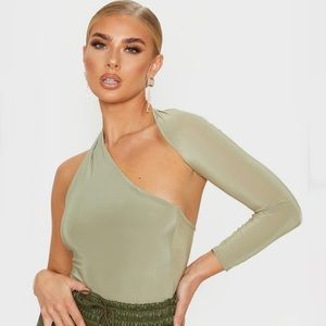 PRETTYLITTLETHING One Shoulder Asymmetric Bodysuit